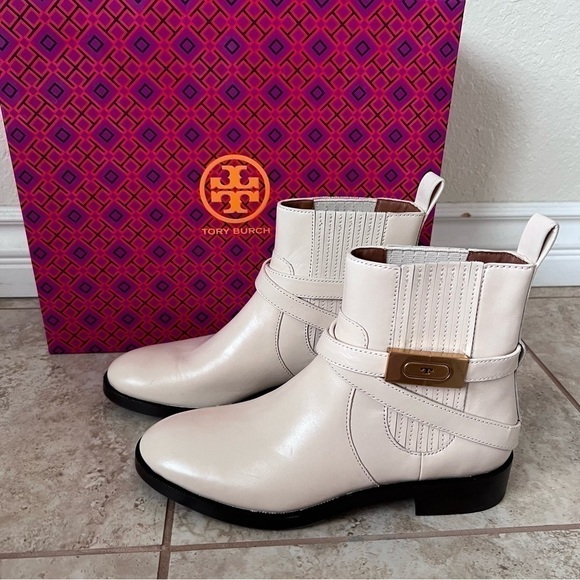 NEW IN BOX TORY BURCH T-HARDWARE CHELSEA BOOT size 7 - Picture 14 of 14